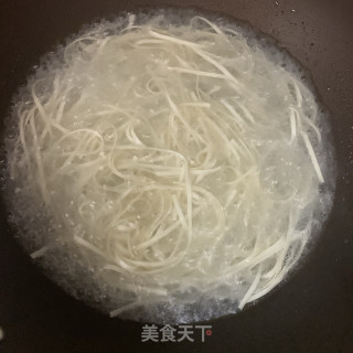 蔬菜素面的做法步骤：5