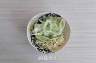 烤鹌鹑的做法步骤：1