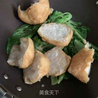 油菜炒面筋的做法步骤：5