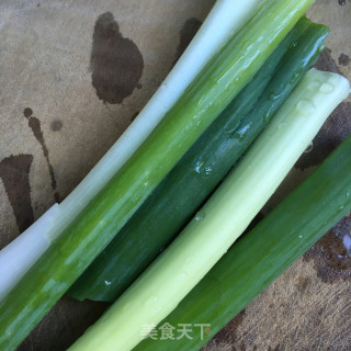 煎蛋饺的做法步骤：1