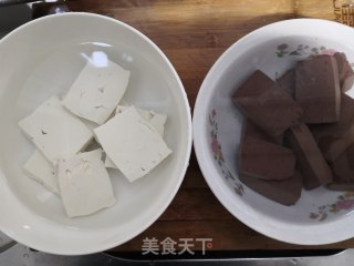 猪血旺烧豆腐的做法步骤：8