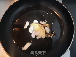 猪血旺烧豆腐的做法步骤：11