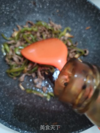青椒牛肉丝的做法步骤：6