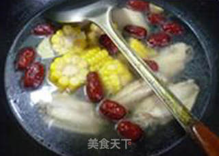 红枣甜玉米中翅汤的做法步骤：7