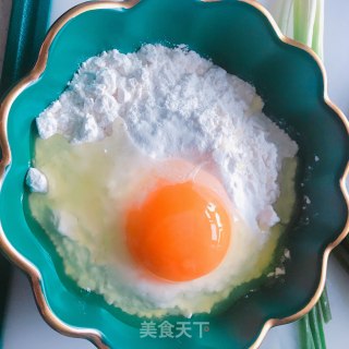 西红柿疙瘩汤的做法步骤：2