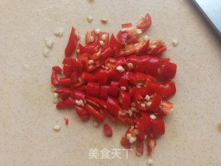 螺丝椒炒扇贝肉的做法步骤：5
