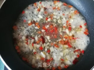 螺丝椒炒扇贝肉的做法步骤：8