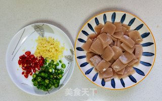 红烧魔芋豆腐的做法步骤：3