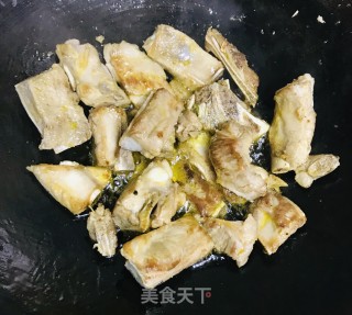 红烧排骨的做法步骤：4