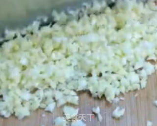 蒜香牛肉的做法步骤：3