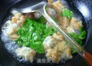 芹菜叶油条汤的做法步骤：5