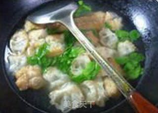 芹菜叶油条汤的做法步骤：6
