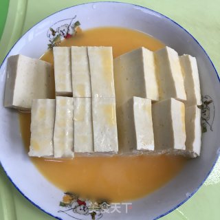 鸡蛋香煎豆腐的做法步骤：2