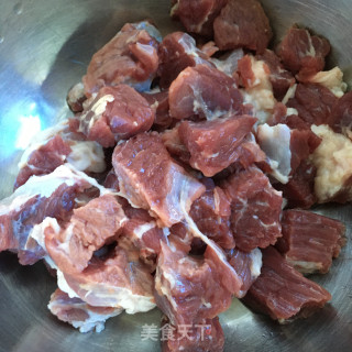咖喱牛肉的做法步骤：3