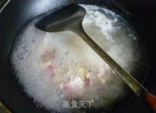 河虾花蛤咸肉腐竹汤的做法步骤：7