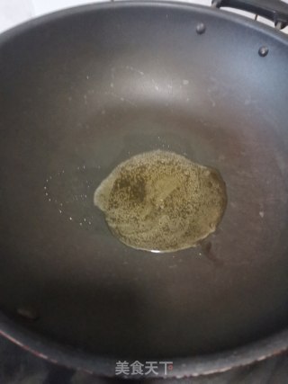 萝卜干炒毛豆的做法步骤：5