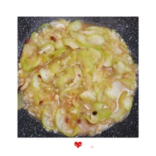黄豆酱炒蒲瓜的做法步骤：6