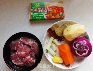 咖喱土豆牛肉的做法步骤：1