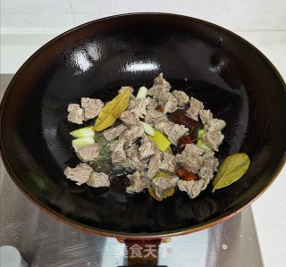 咖喱土豆牛肉的做法步骤：8