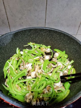 辣椒炒扇贝肉的做法步骤：7