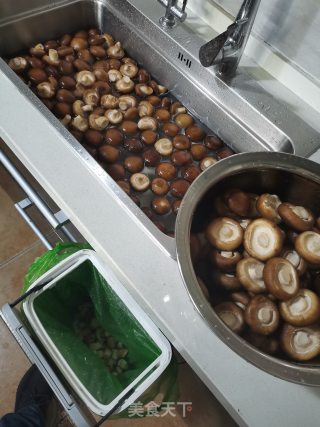 香菇粉详细版的做法步骤：2