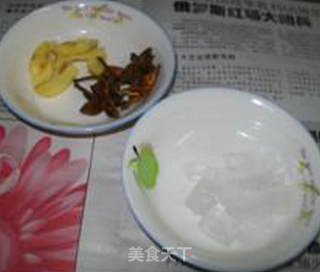 鹌鹑蛋烧鱿鱼的做法步骤：3