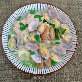 肉饼花甲汤面的做法步骤：10
