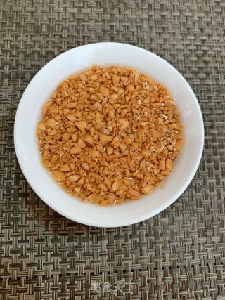 肉饼花甲汤米粉的做法步骤：1