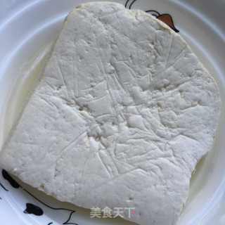剁椒肉末烧豆腐的做法步骤：1