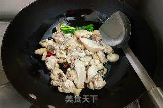 宽粉炖鸡块的做法步骤：5