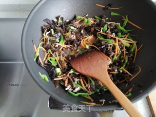杂炒四丝的做法步骤：7