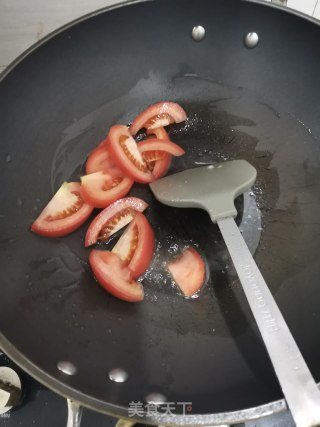 番茄鸡蛋汤的做法步骤：2
