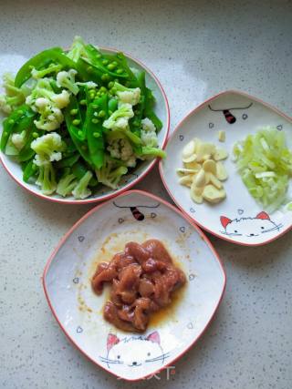 花菜里脊炒甜豆的做法步骤：4