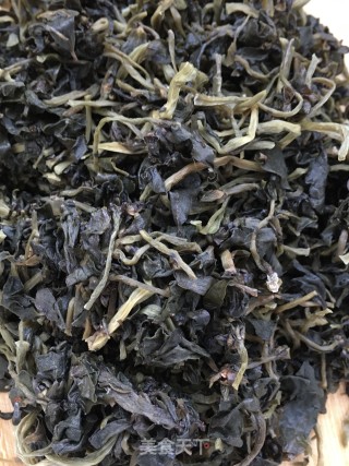 马齿苋干烧五花肉的做法步骤：4