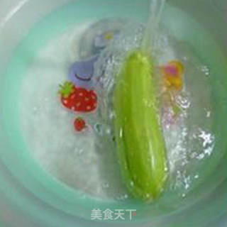 油条炒西葫芦的做法步骤：4