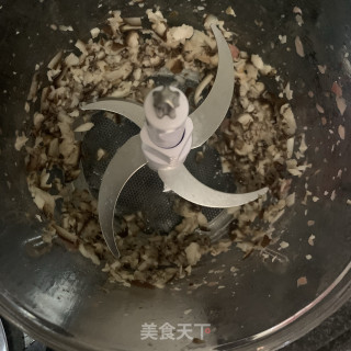 香菇肉馅锅贴的做法步骤：3