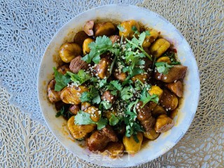 火麻仁板栗烧肉的做法步骤：7