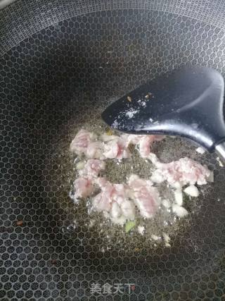 肉末炒青豆的做法步骤：2