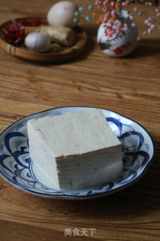 红烧豆腐块的做法步骤：1