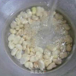 野山笋炒蚕豆芽的做法步骤：3