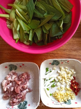 肉末油菜的做法步骤：2