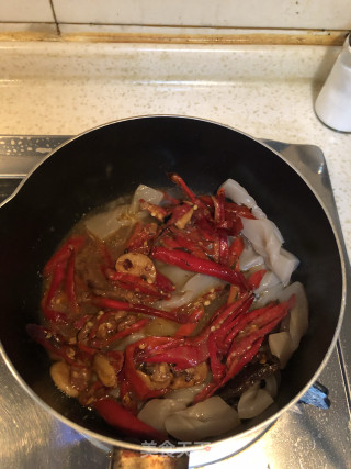 酸辣魔芋花卷的做法步骤：4