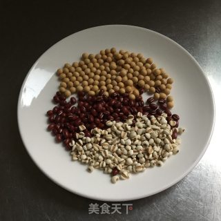 红豆薏米豆浆的做法步骤：1