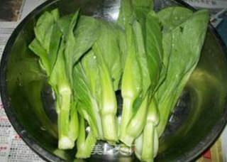 盐水方腿菜芯炒迷迷饺的做法步骤：2