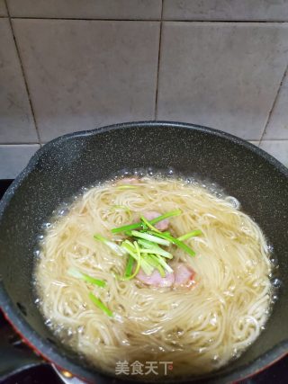 香肠红薯粉的做法步骤：4