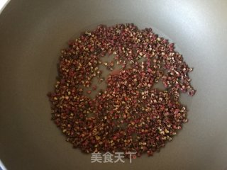 香葱椒盐牛角卷的做法步骤：8