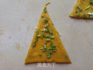 香葱椒盐牛角卷的做法步骤：20