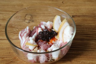 粉蒸肉的做法步骤：3
