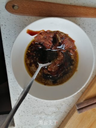 剁椒蒸臭豆腐的做法步骤：3