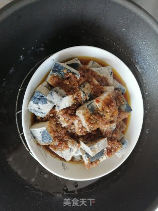 剁椒蒸臭豆腐的做法步骤：6